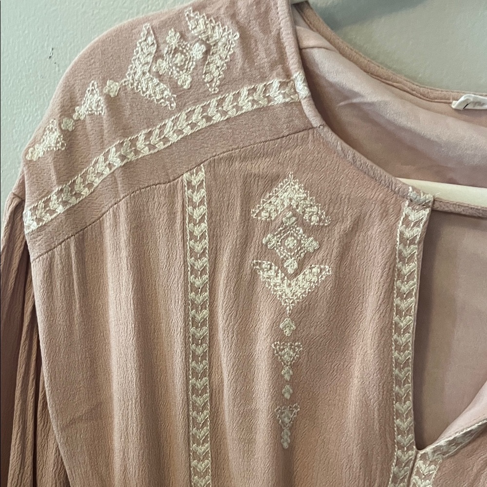 In Loom Embroidered Midi Dress - Picture 3 of 5